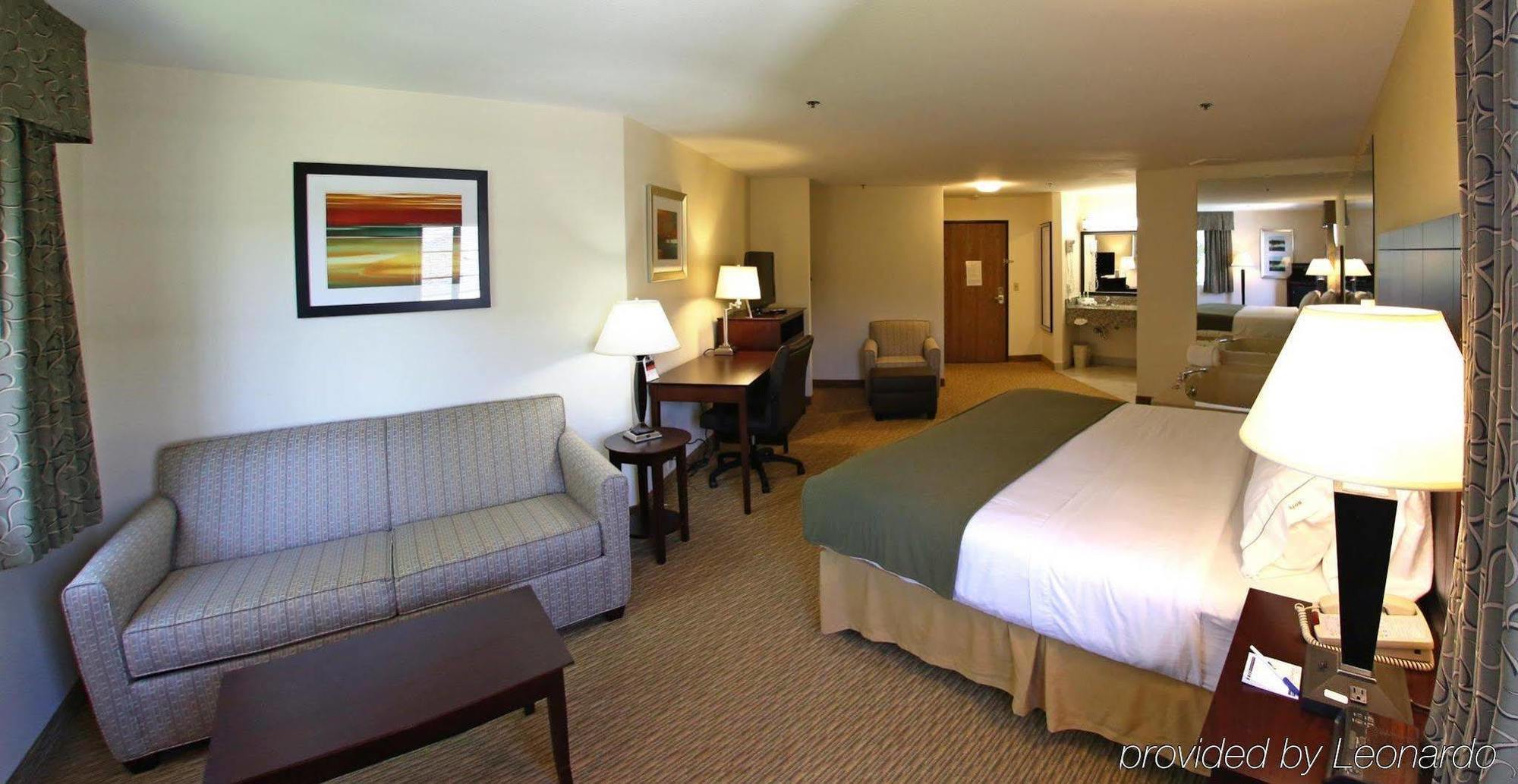 Holiday Inn Express St Ignace-Lake Central, An Ihg Hotel Saint Ignace Ngoại thất bức ảnh